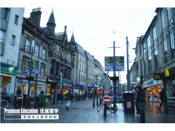 北京留學(xué)中介哪個(gè)好，到英國(guó)讀研找哪家