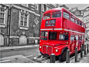 在英國想去旅游，選擇什么樣的交通方式比較好