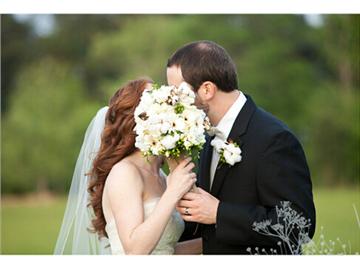 美國(guó)夫婦結(jié)婚九年才打開(kāi)結(jié)婚禮物